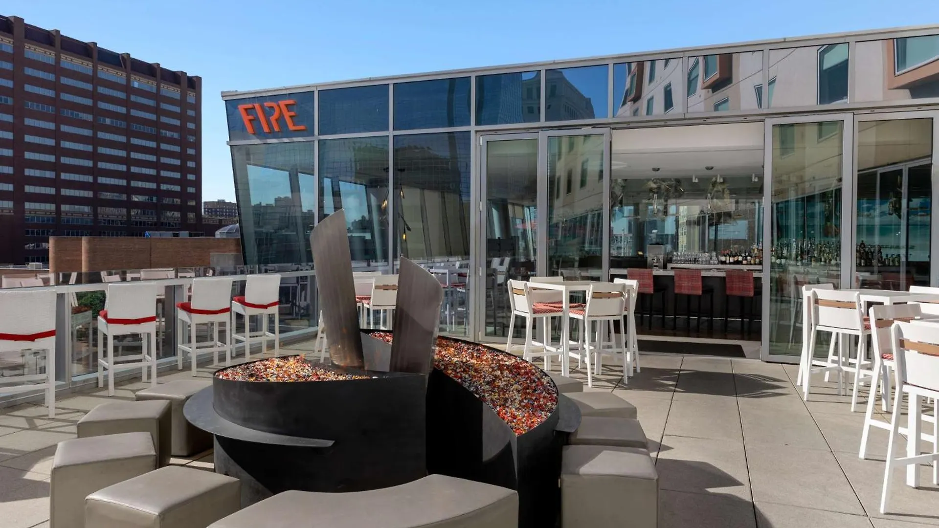 The Art Hotel Denver, Curio Collection By Hilton Denver