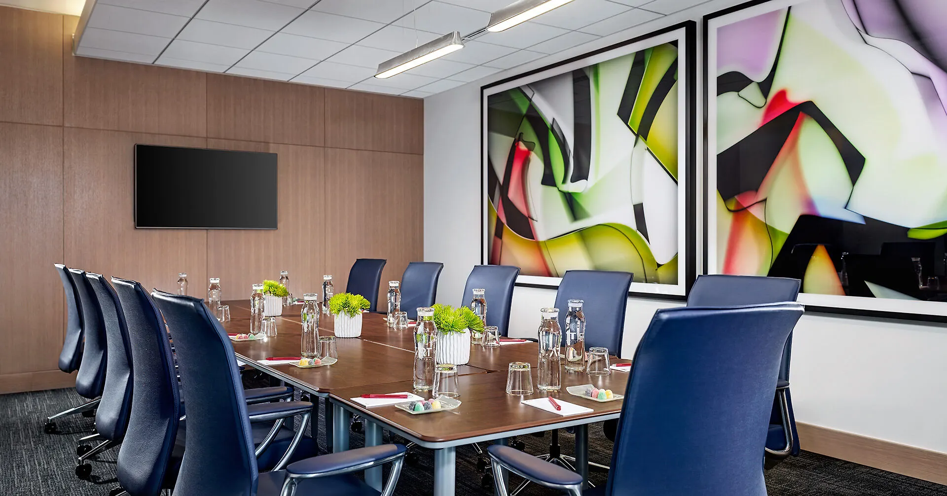 The Art Hotel Denver, Curio Collection By Hilton  Denver